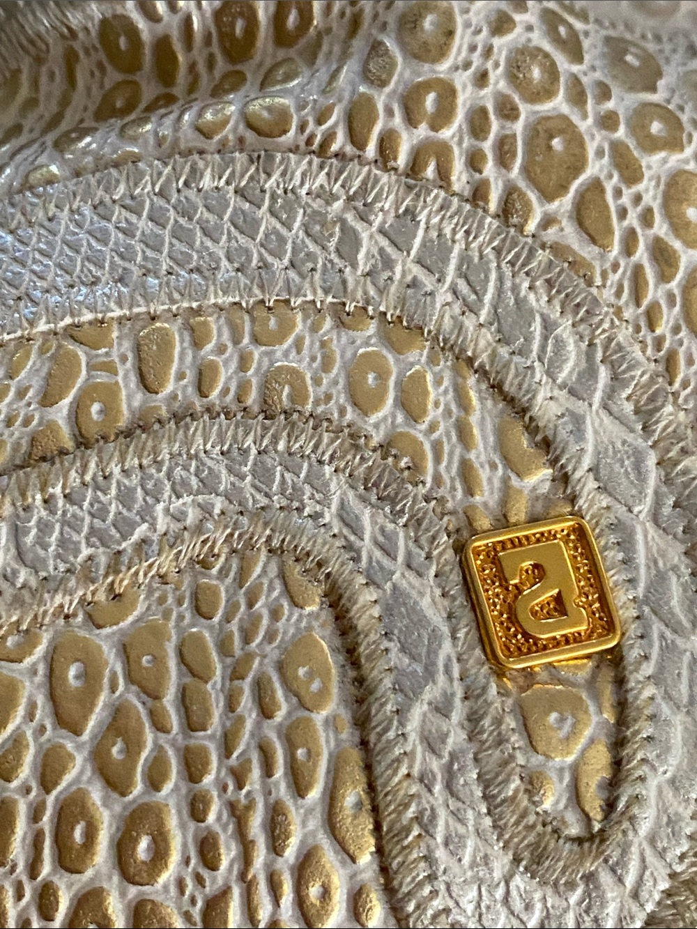 Nas Rare vintage faux leather/ animal skin patchwork bubble crossbody handbag - Picture 15 of 17